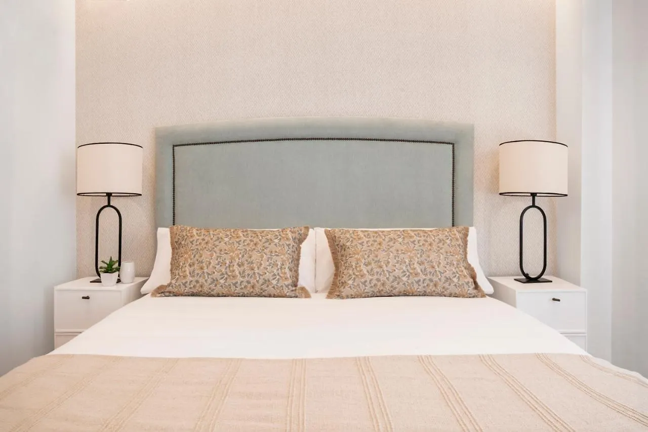Donoso Cortes & Free Parking By Ele Apartments Malaga
