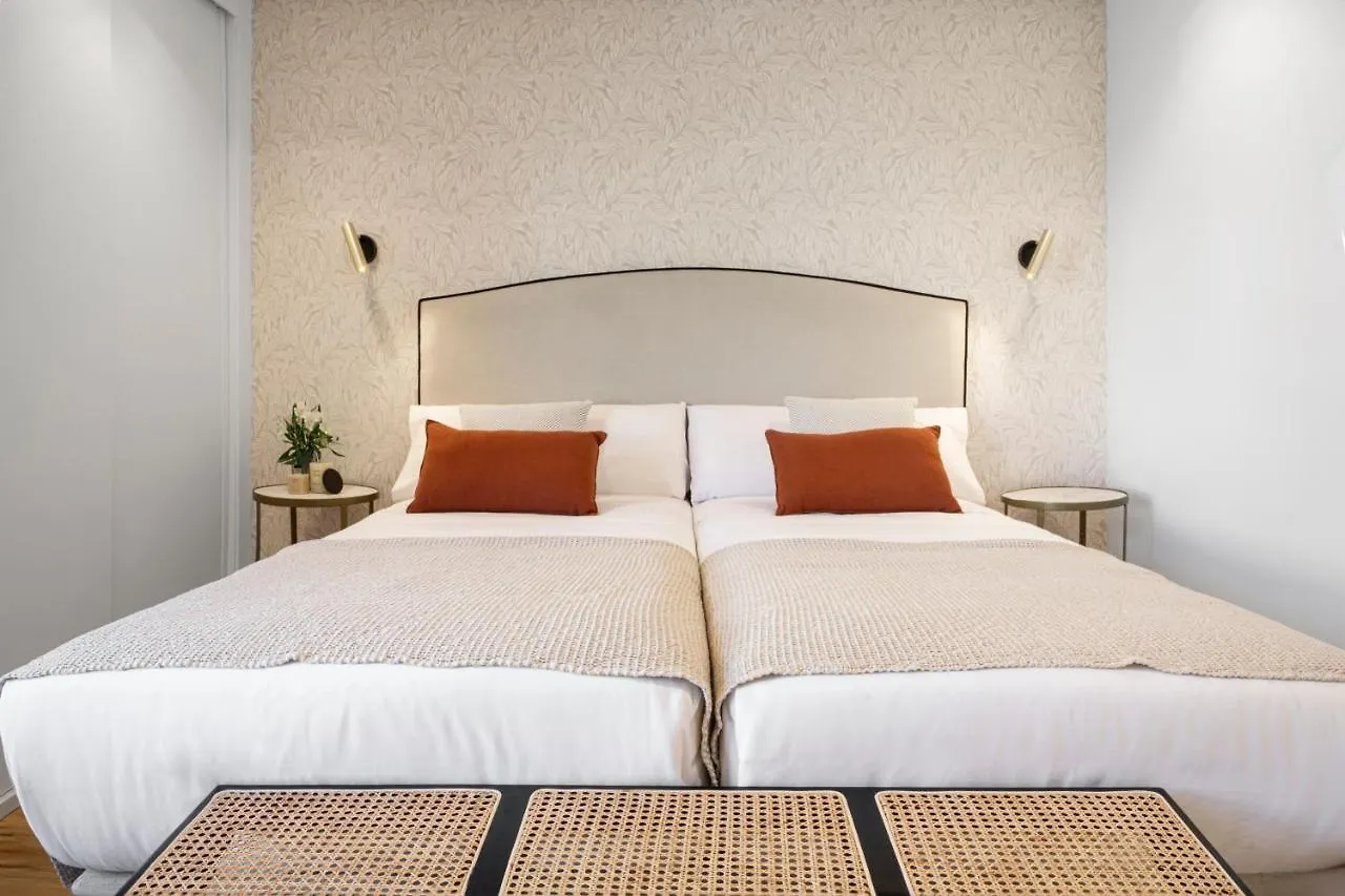 Donoso Cortes & Free Parking By Ele Apartments Malaga Spain