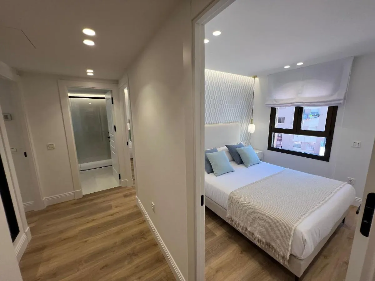 Donoso Cortes & Free Parking By Ele Apartments Malaga Spain